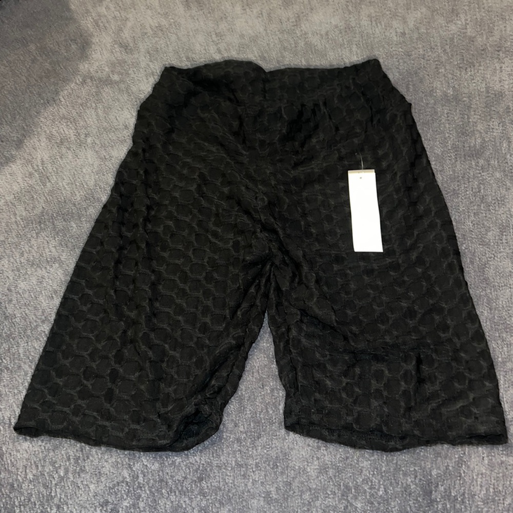 Helix shorts - Picture 1 of 3